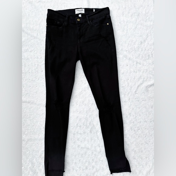FRAME Le Skinny de Jeanne Mid-Rise Raw-Edge Step Hem Jeans - Picture 2 of 11
